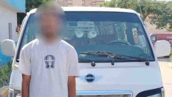 القبض على سائق ميكروباص تعاطى الحشيش أثناء القيادة.. فيديو