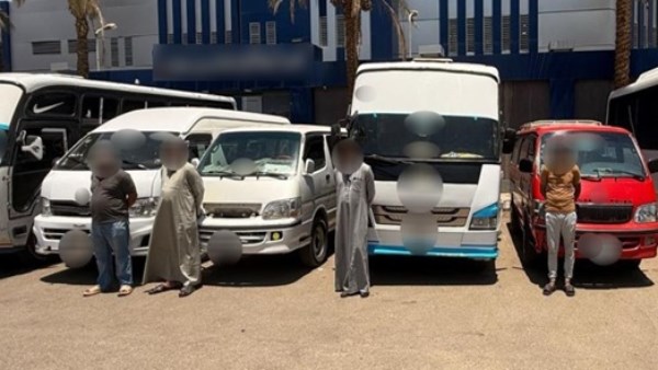 ماشيين عكسي.. القبض على قائدي عدد من السيارات في الشرقية