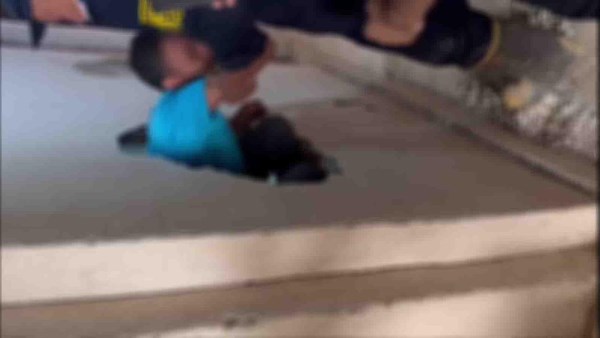 الحماية المدنية تنقذ شخصا تعطل به المصعد بعقار بالمقطم