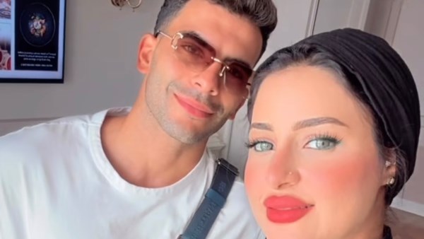 زيزو وزوجته