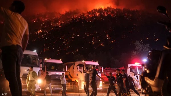 إجلاء 3500 شخص في تركيا بسبب حرائق الغابات