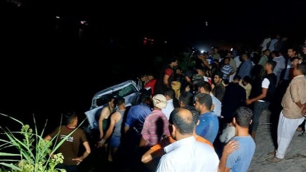 انقلاب سيارة بالبحيرة