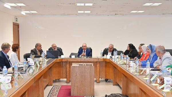 وزير الري يفتتح ورشة عمل "مشروع دراسة جدوى تثبيت خط الشاطئ بشرق مصرف كيتشنر بكفر الشيخ"