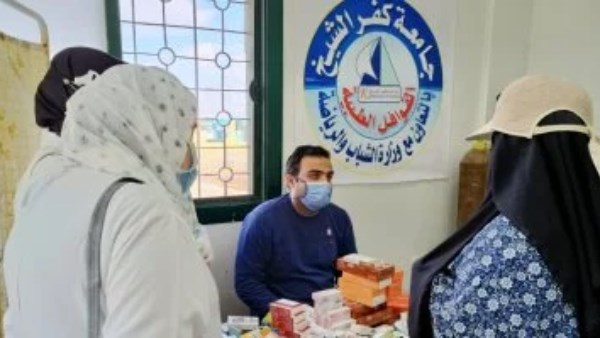 تضامن كفر الشيخ: الكشف على 728 مواطنًا خلال قافلة طبية بالتعاون مع الأورمان
