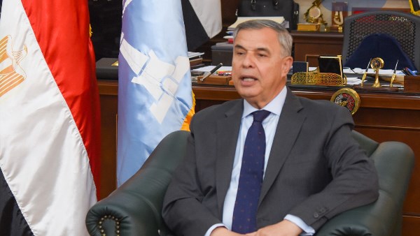 محافظ الإسكندرية أحمد خالد