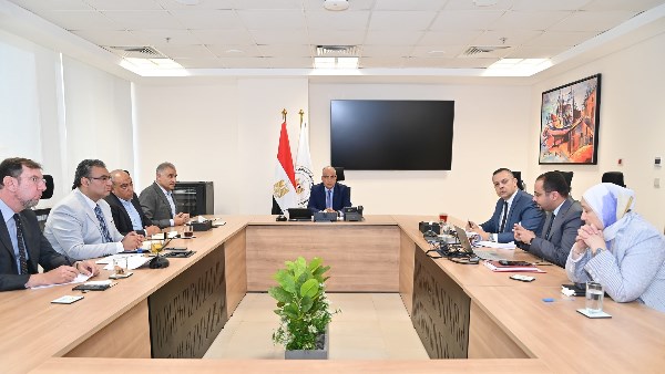 وزير الري يؤكد أهمية مشروع تأهيل المنظومة المائية الممول من بنك التعمير الألماني
