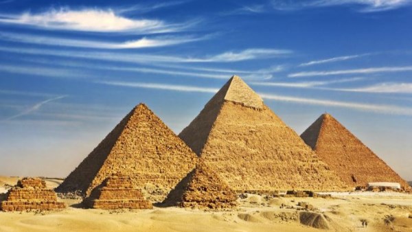  أهرامات الجيزة