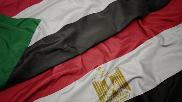 مع عودة النازحين إلى بلادهم.. خبير استراتيجي: استقرار السودان جزء من الأمن القومي المصري