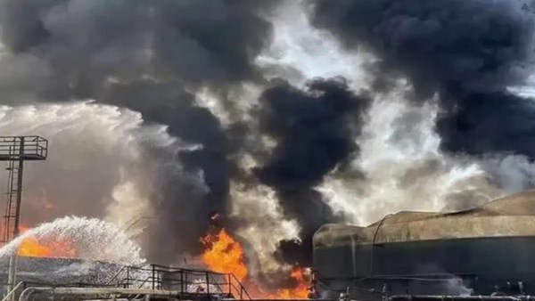 ماذا يحدث لإيران ؟.. حريق في أصفهان وزلزال بمدنية فارس وانفجارات بمحافظة جيلان