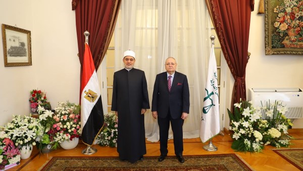 رئيس مجلس الدولة يستقبل مفتي الجمهورية لتهنئته بالمنصب الجديد