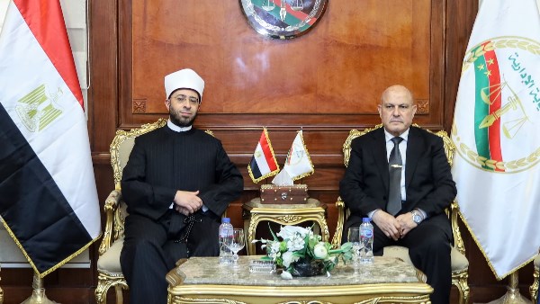 رئيس النيابة الإدارية يستقبل وزير الأوقاف للتهنئة بالمنصب الجديد