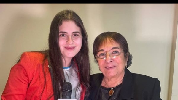 الفنانة سميرة عبد العزيز 