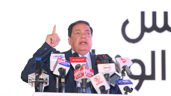  النائب محمد أبو العينين