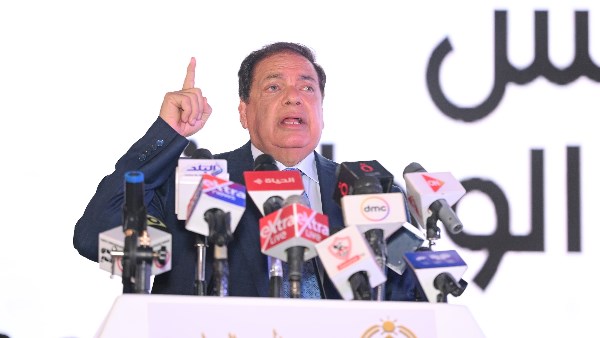  النائب محمد أبو العينين