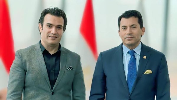 الدكتور أشرف صبحي 