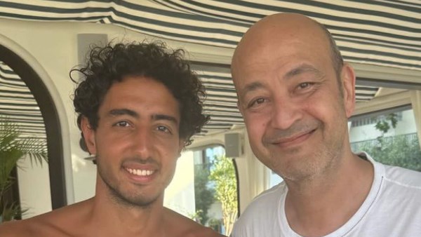 عمرو أديب يشارك صورة مع محمد هاني 