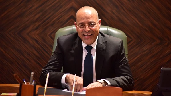 وزير العمل 