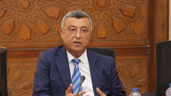 أسامة كمال 