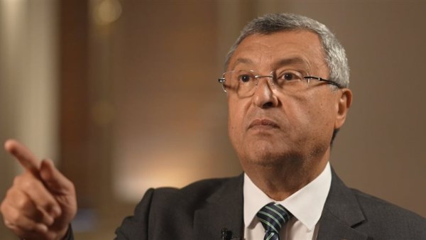 وزير البترول الأسبق 