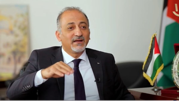 مندوب فلسطين بالجامعة العربية: نثمن الجهود المصرية القطرية لوقف إطلاق النار بغزة