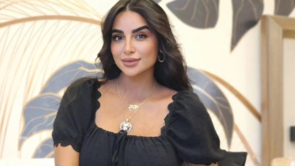 جوري بكر: الغربة علمتني الاعتماد على النفس.. وعملي كمذيعة زود ثقتي في نفسي