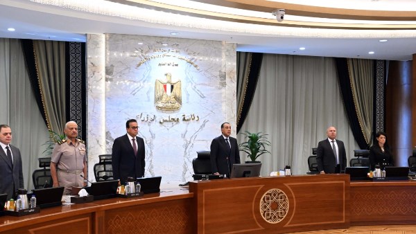 وقوف دقيقة حداد علي وزير التموين السابق 