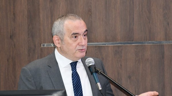 الدكتور محمد مصطفي 