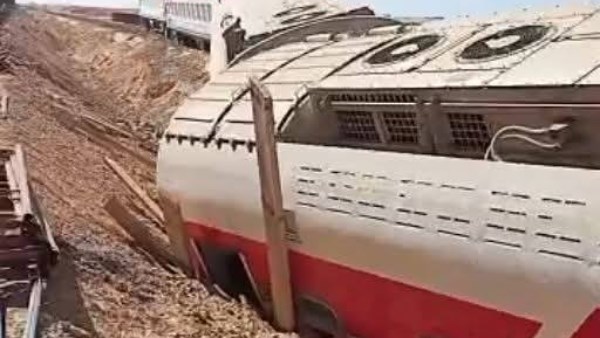حادث انقلاب قطار مطروح| الصحة: رفع درجة الاستعداد القصوى بمستشفيات المنطقة