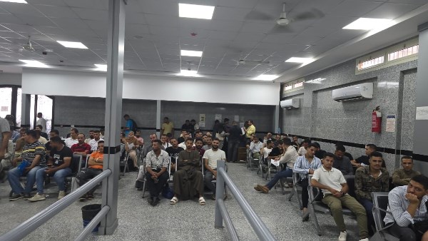 بدء اختبارات الكوادر المرشحة للعمل في مصنع شيكولاتة بالأردن