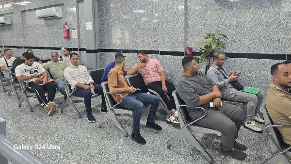 بدء الاختبارات
