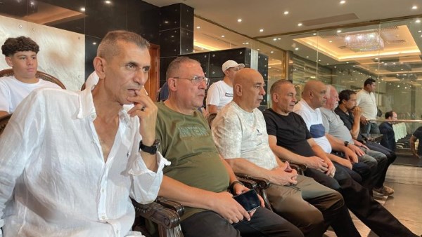 جهاز منتخب مصر بالمقصورة الرئيسية لمباراة الزمالك والمقاولون