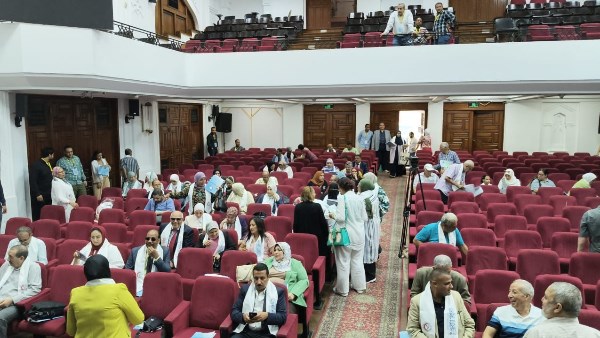 أعضاء الجمعية العمومية لاتحاد المهن الطبية 