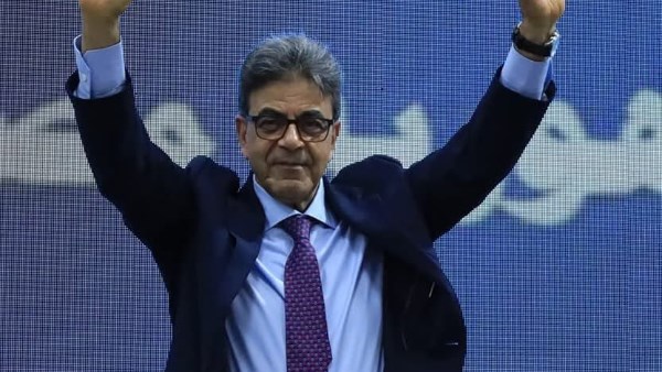 نقيب الأطباء البيطريين من عمومية المهن الطبية 