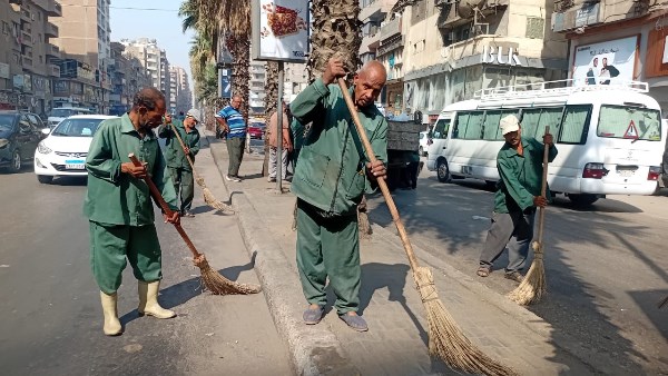 عمال النظافة بمحافظة الجيزة 