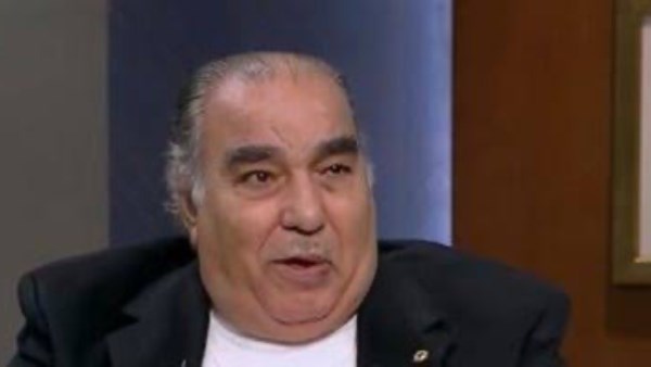 تشييع جثمان الفنان سيد صادق من مسجد الشرطة بالشيخ زايد