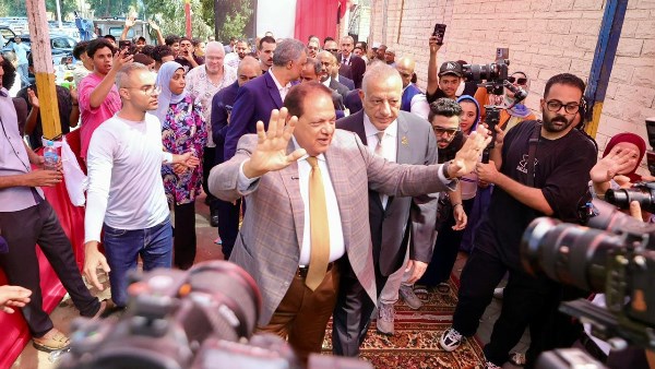 وكيل مجلس النواب محمد أبو العينين يدلي بصوته في انتخابات الشيوخ ويحث المواطنين على المشاركة .. شاهد
