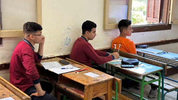 امتحانات الدبلومات الفنية 2025 