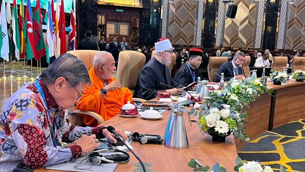 مفتي الجمهورية: موقف مصر ثابت وراسخ في دعم القضية الفلسطينية وترفض تهجير الفلسطينيين