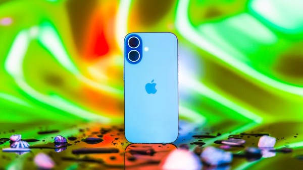 تحذير أمني خطير.. آبل تطلق تحديث iOS 18.6 لعلاج ثغرة خطيرة تستهدف مستخدمي آيفون
