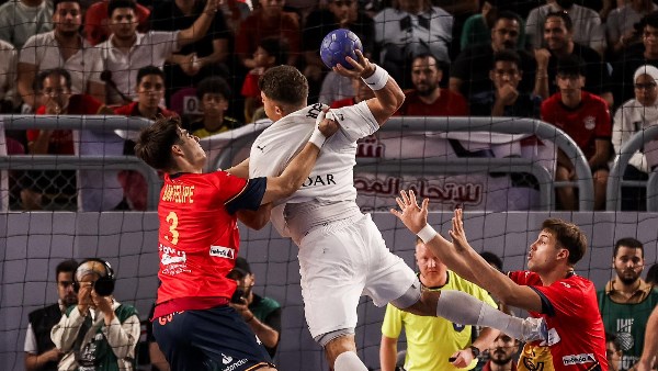صورة من اللقاء