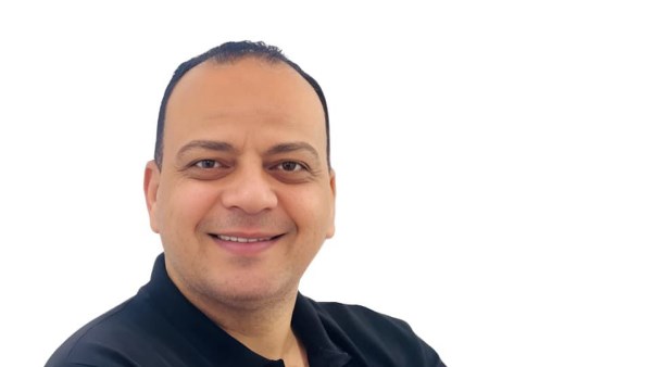 الإعلامي مصطفى الراسخ