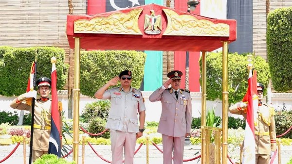 رئيس الأركان وصدام خليفة حفتر