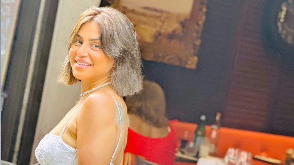 منة فضالي تثير الجدل بفستان حمالات