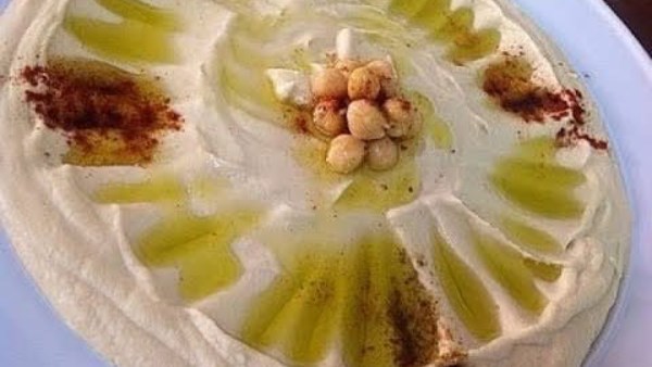 طريقة عمل سلطة الحمص..