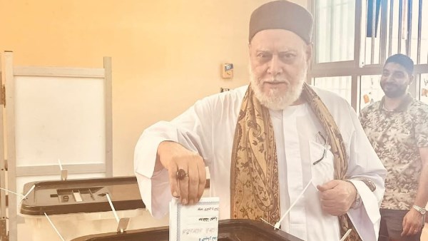 علي جمعة يدلى بصوته في انتخابات مجلس الشيوخ