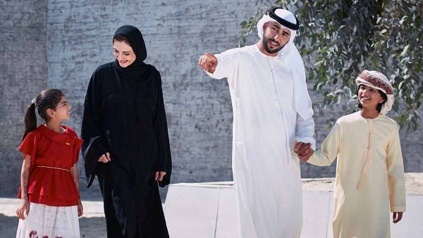 الأزهر يكشف عن عدة بسيطة تملأ حياة الطفل بالبركة.. تعرف عليها