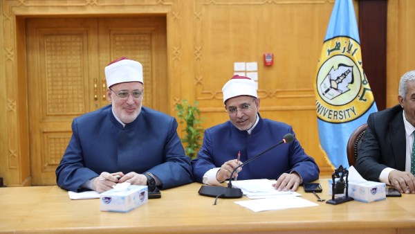 مجلس جامعة الأزهر يهنئ الأمة الإسلامية بذكرى المولد النبوي الشريف وقرب العام الدراسي الجديد 