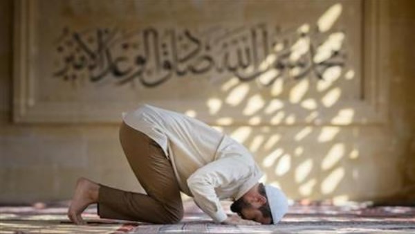 حكم تَرك صلاة الجُمعة والتكاسل عن أدائها