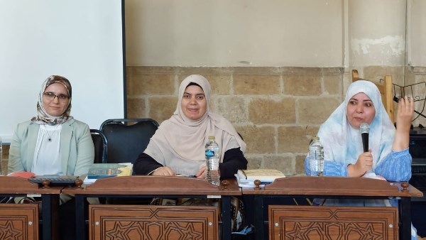 ملتقى المرأة بالأزهر يكشف دور الشباب في مواجهة التحديات بالمدينة المنورة