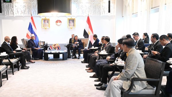 مفتي الجمهورية يلتقي رئيس البرلمان التايلاندي